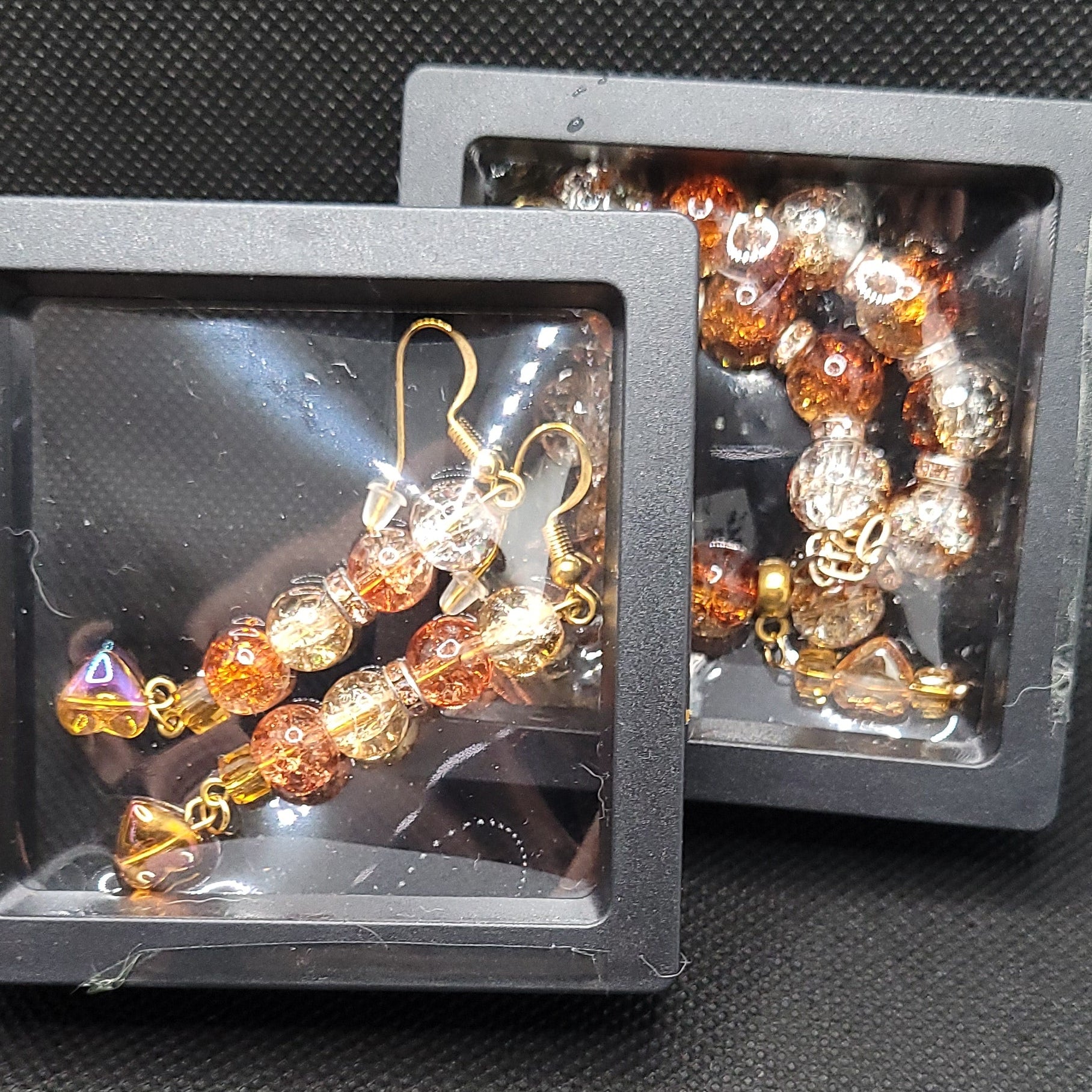 Parure modèle Perle de Verre Craquelées (Réf PVC Ambré)