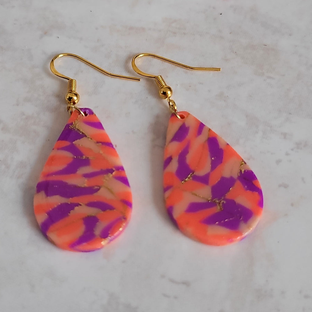 "Boucles d'oreilles gouttes faites main pâte polymère – Alysel Créations"
Pays d'origine si tu vends en Europe (utile pour les douanes)
