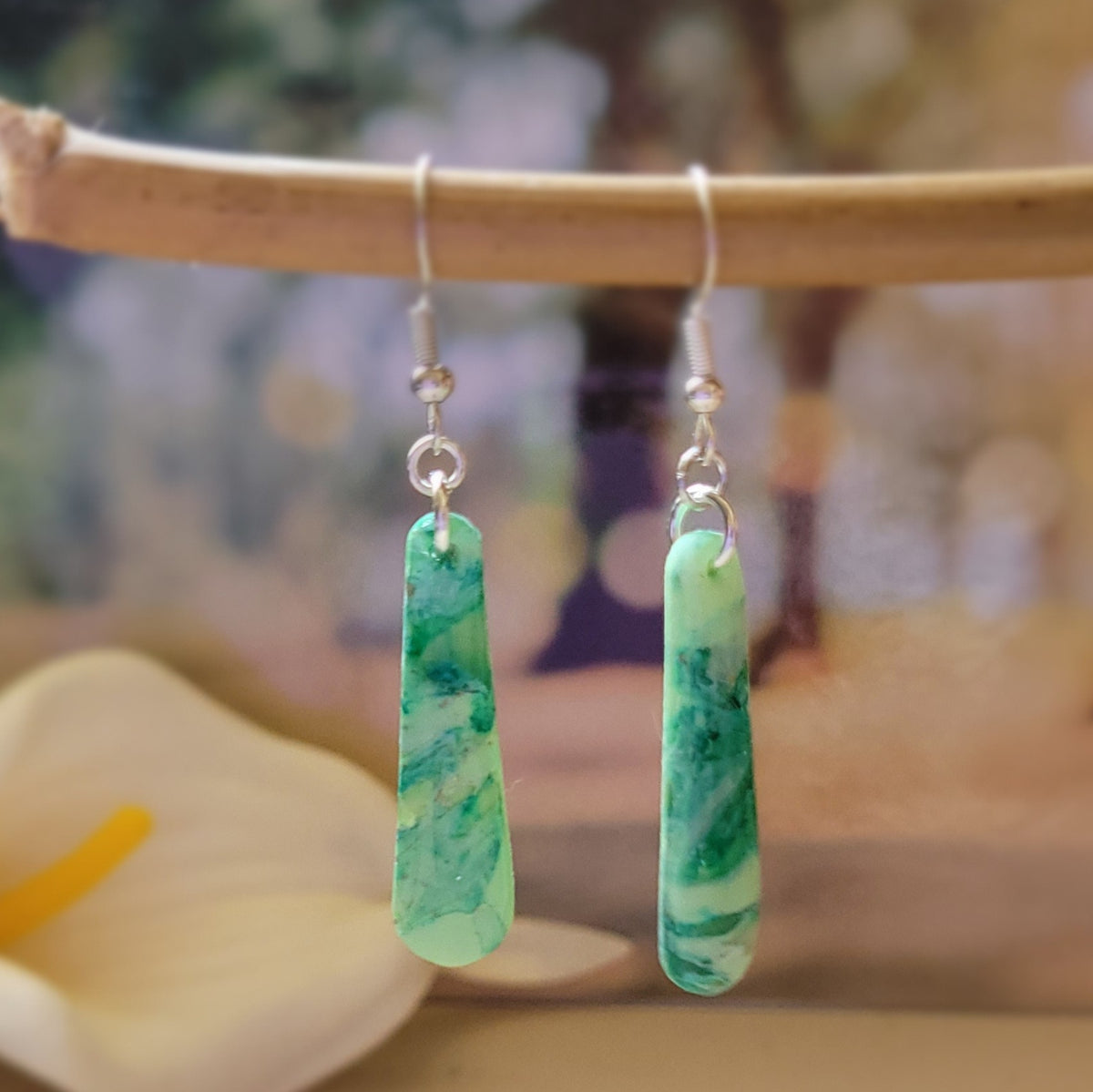 Boucle d'oreilles modèle Emeraude d'eau (Réf: MEDO1)
