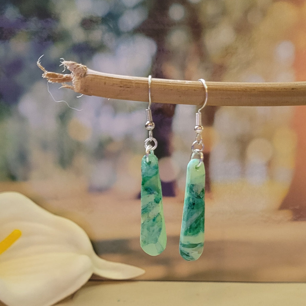 Boucle d'oreilles modèle Emeraude d'eau (Réf: MEDO1)