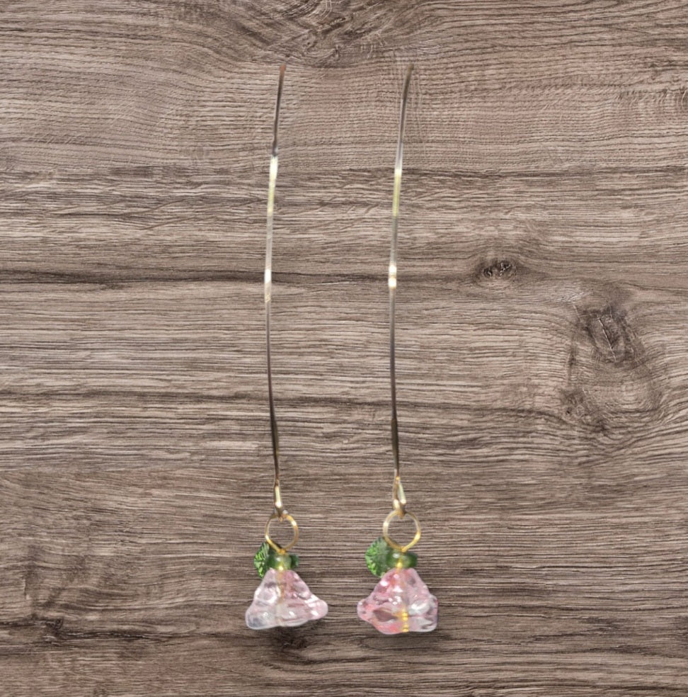 Boucles d'oreilles modèle Tout En Fleur rose pâle (Réf:TEF4)