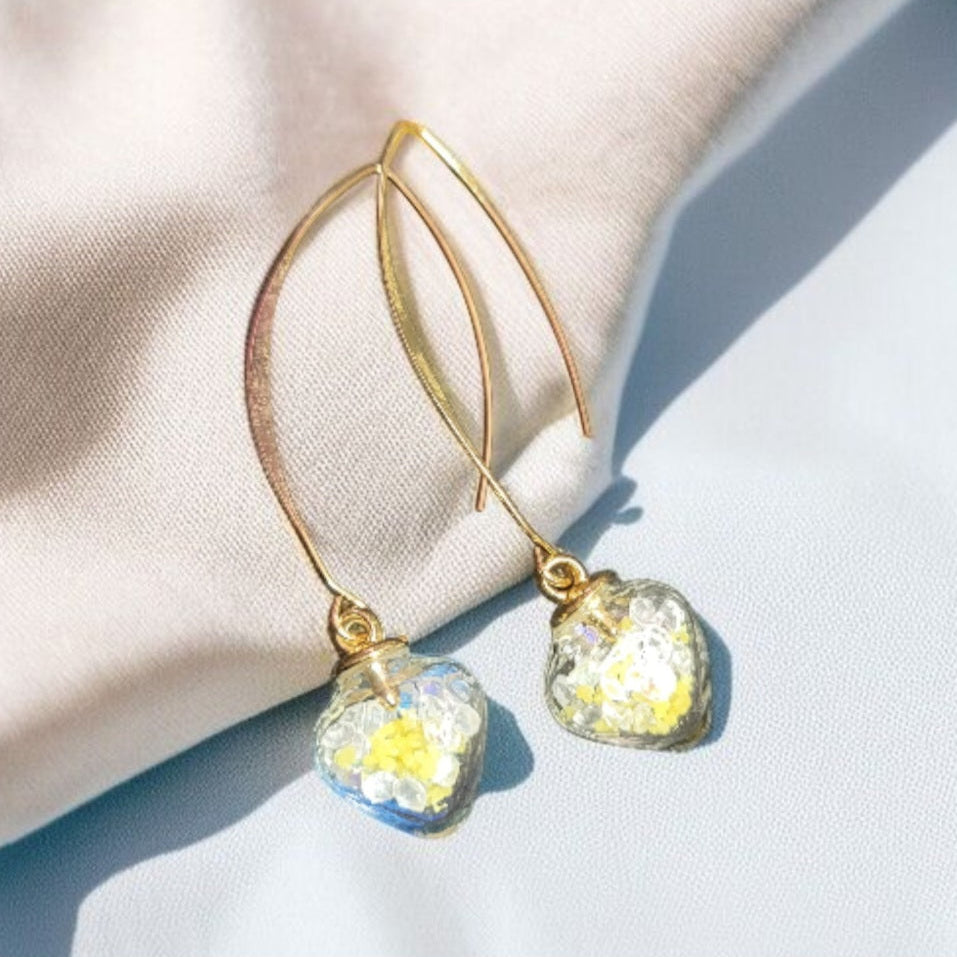 Boucles d'oreilles Cœur en Verre Jaune Solaire 7cm (Réf: CCBO3)