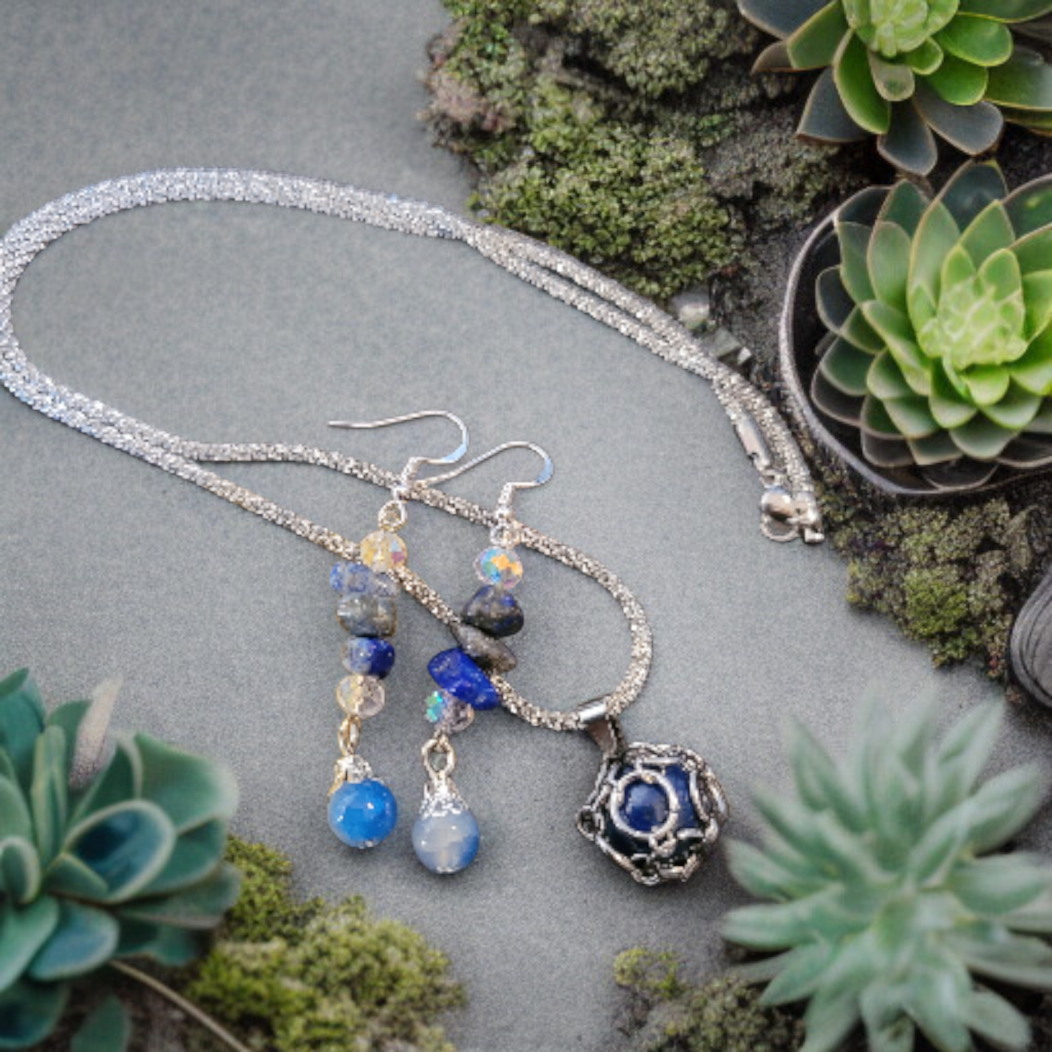 Parure modèle Pierre En Folie (RéfPEF3)