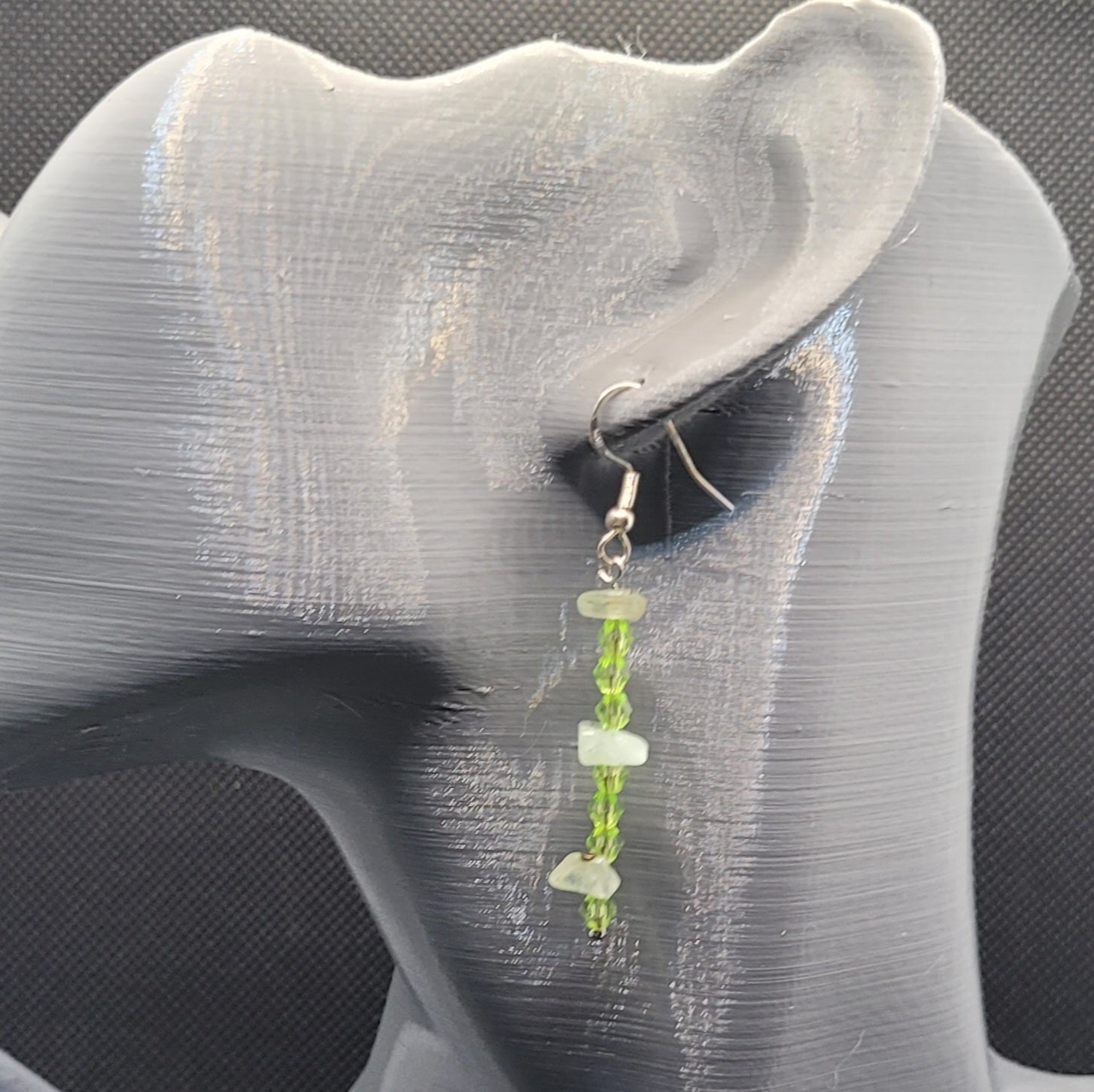 Boucles d'oreilles Prehnite Verte et Perles de Verre 6cm (Réf: AVN3)