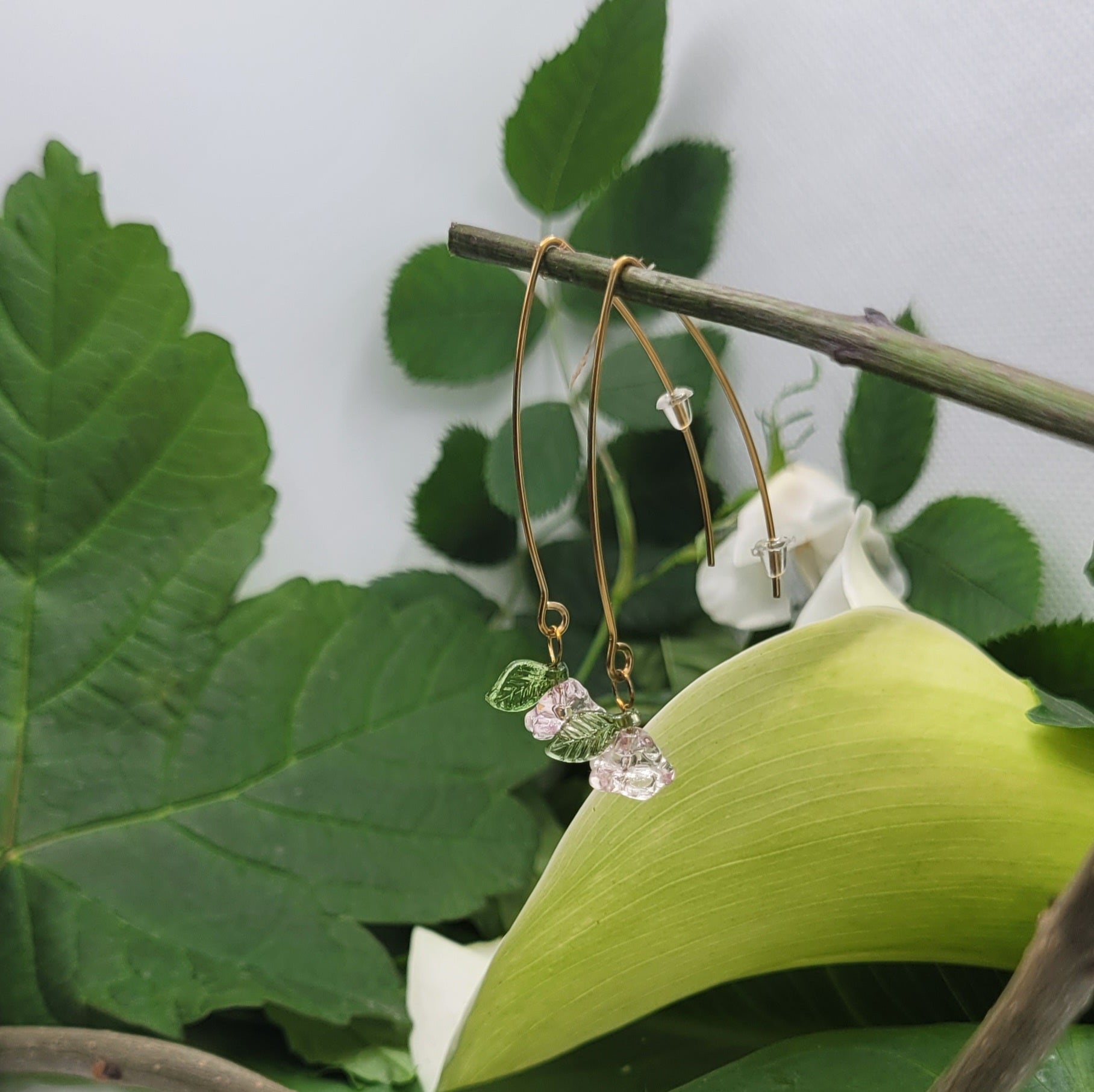 Boucles d'oreilles modèle Tout En Fleur rose pâle (Réf:TEF4)