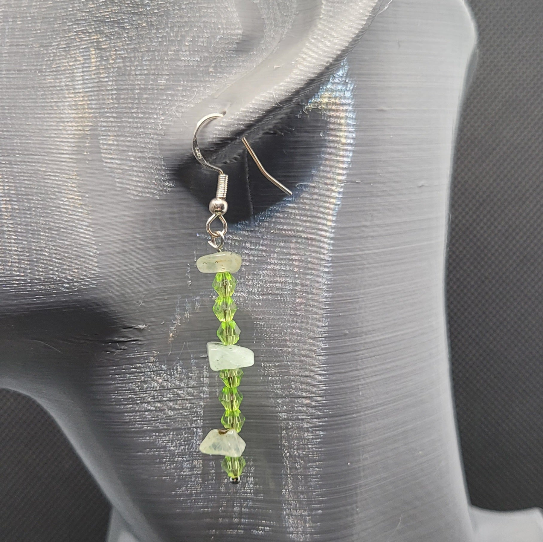 Boucles d'oreilles Prehnite Verte et Perles de Verre 6cm (Réf: AVN3)