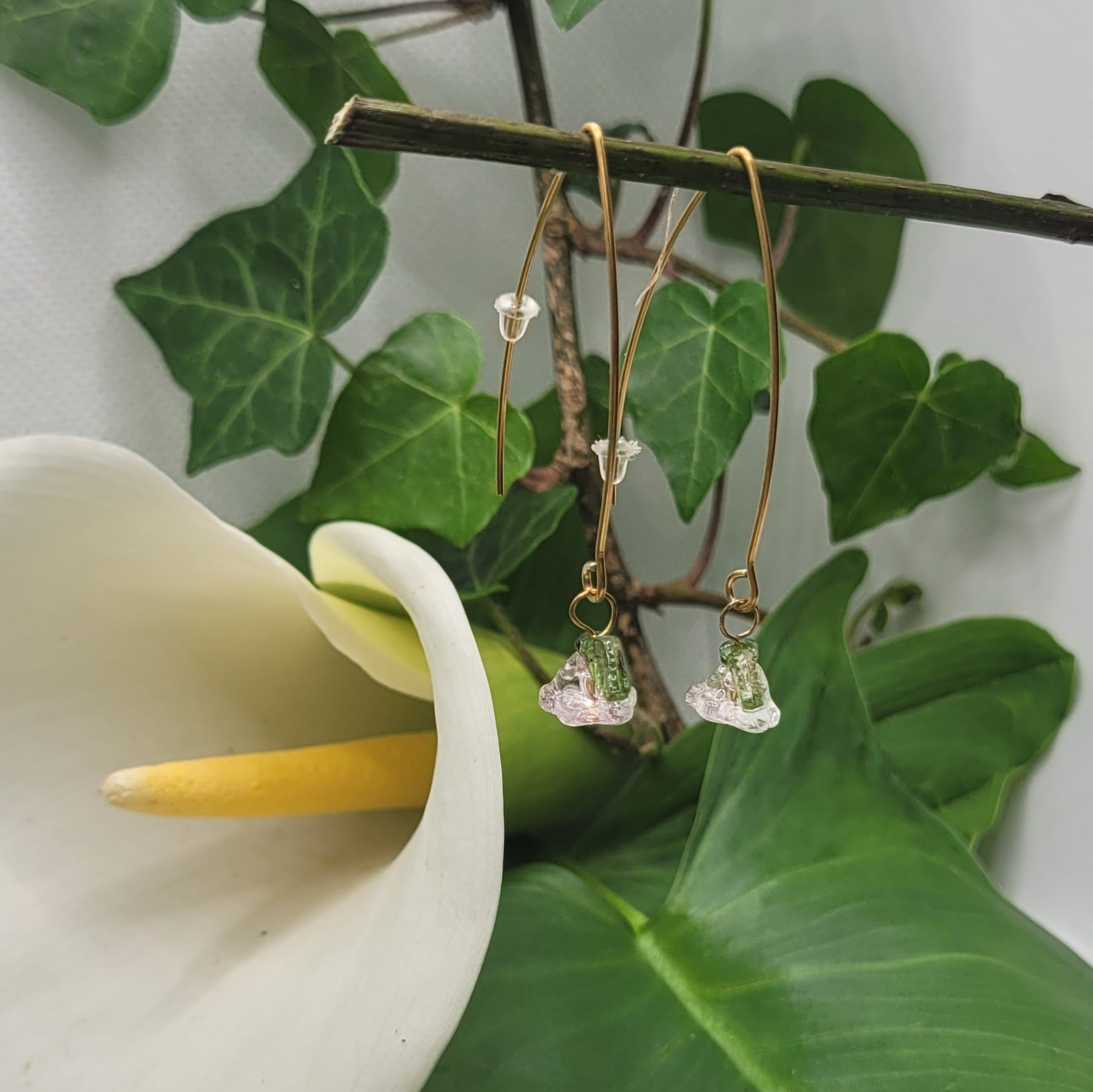 Boucles d'oreilles modèle Tout En Fleur rose pâle (Réf:TEF4)