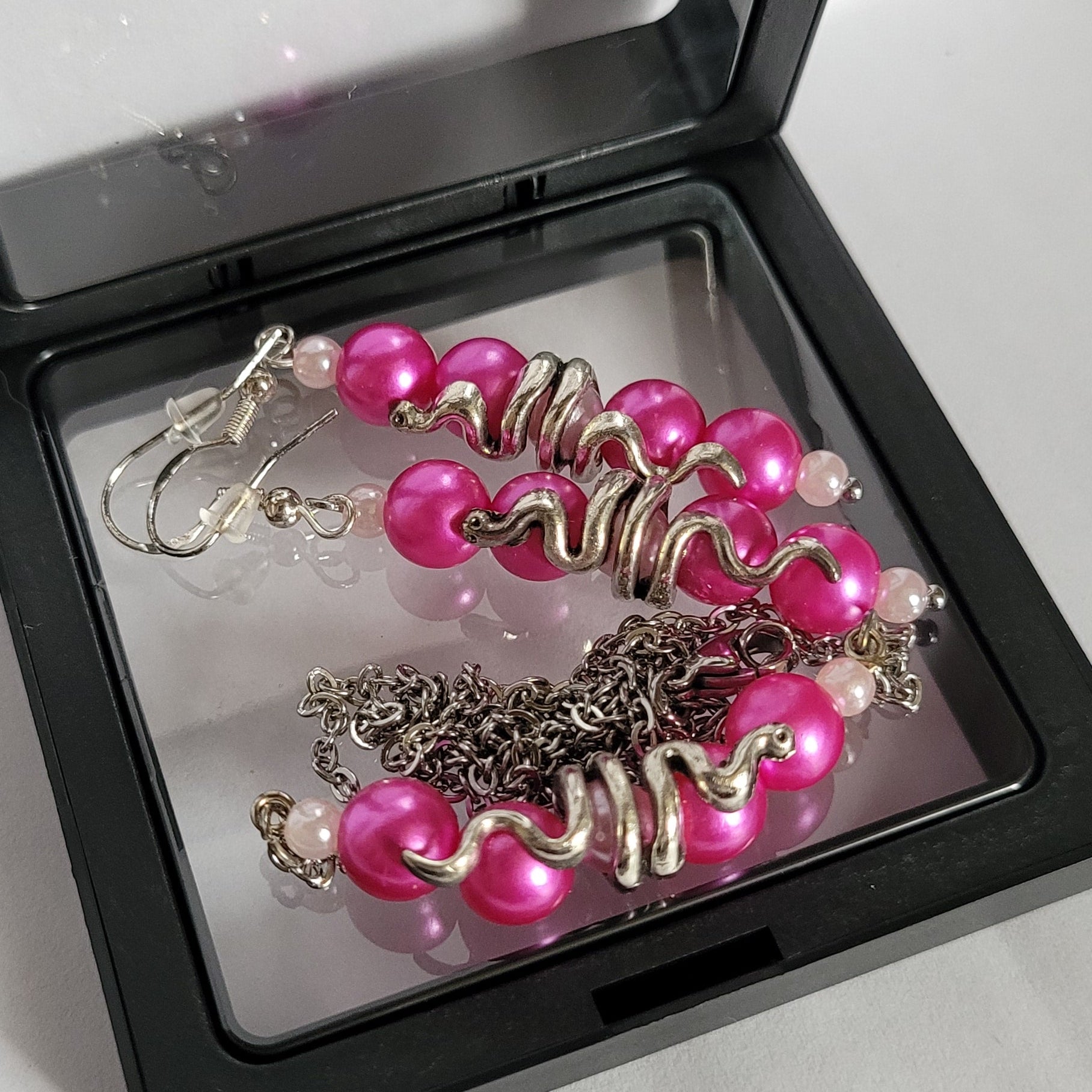 Parure Serpentine - Collier 55cm + Boucles 7cm Fuschia (Réf: CS5)