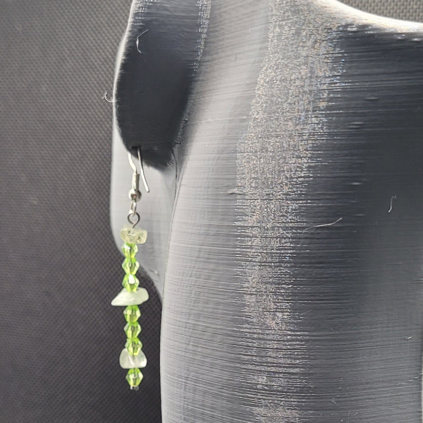 Boucles d'oreilles Prehnite Verte et Perles de Verre 6cm (Réf: AVN3)