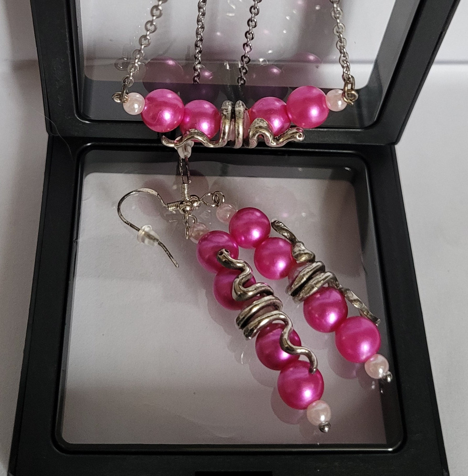 Parure Serpentine - Collier 55cm + Boucles 7cm Fuschia (Réf: CS5)