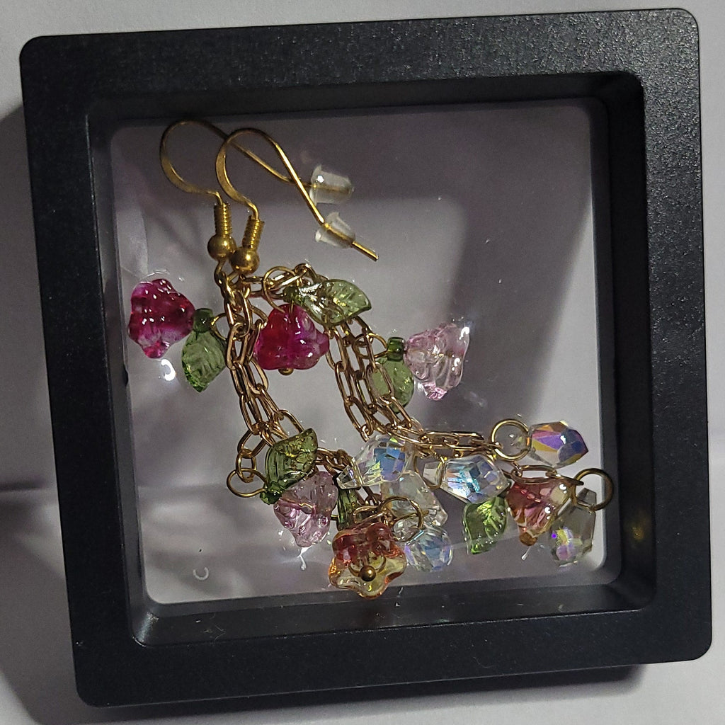 Boucles d'Oreilles Fleur de Verre et Cristaux - Chaîne Dorée 8cm