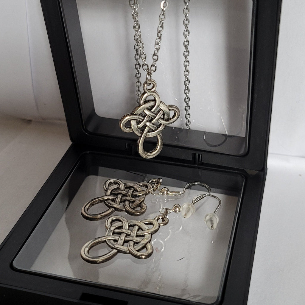 Parure modèle Celtique collier 50cm + boucles d'oreilles 6cm (Réf CEL9)