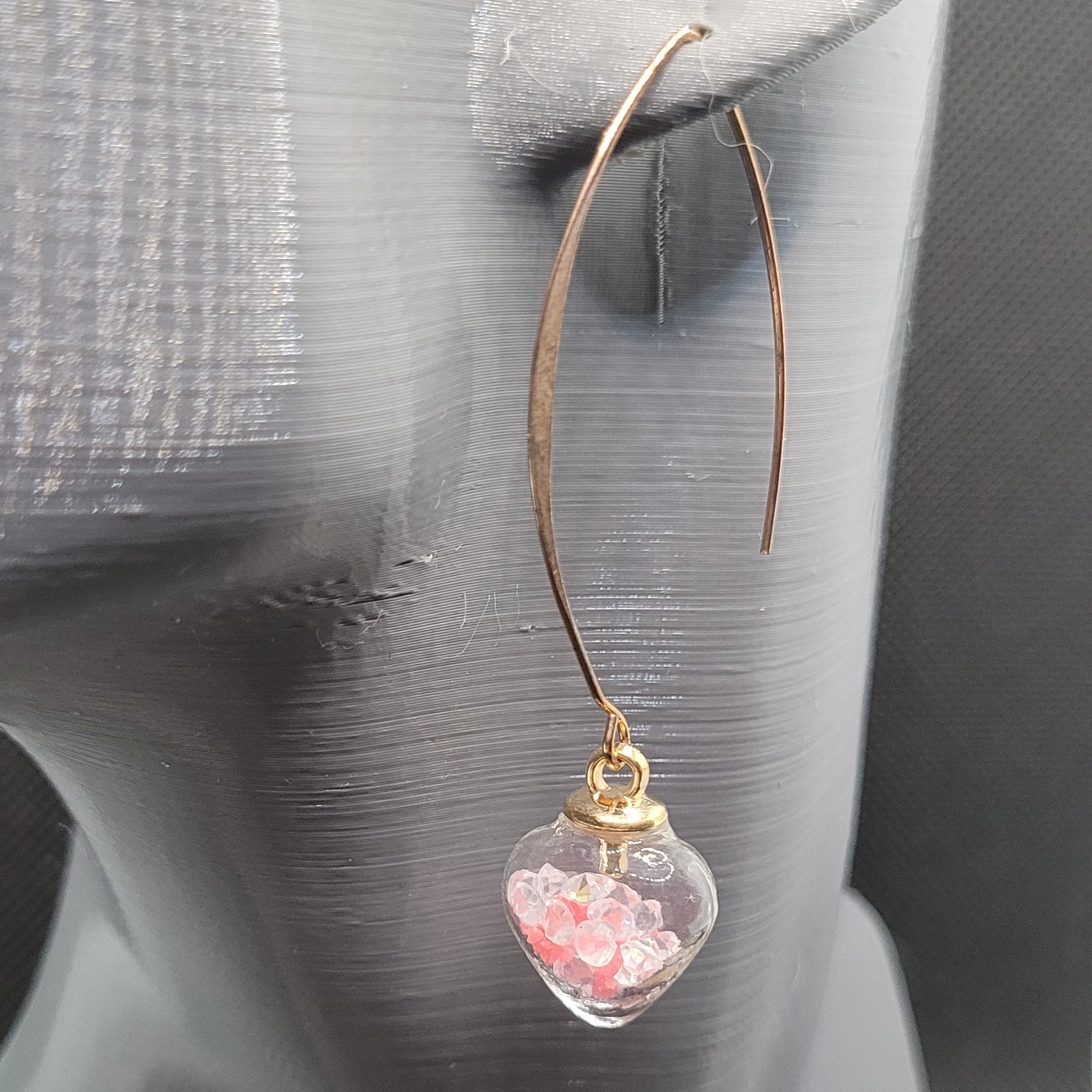 Boucles d'oreilles Cœur en Verre - Bijoux Élégants et Modernes
(Réf : CCBO4 2)