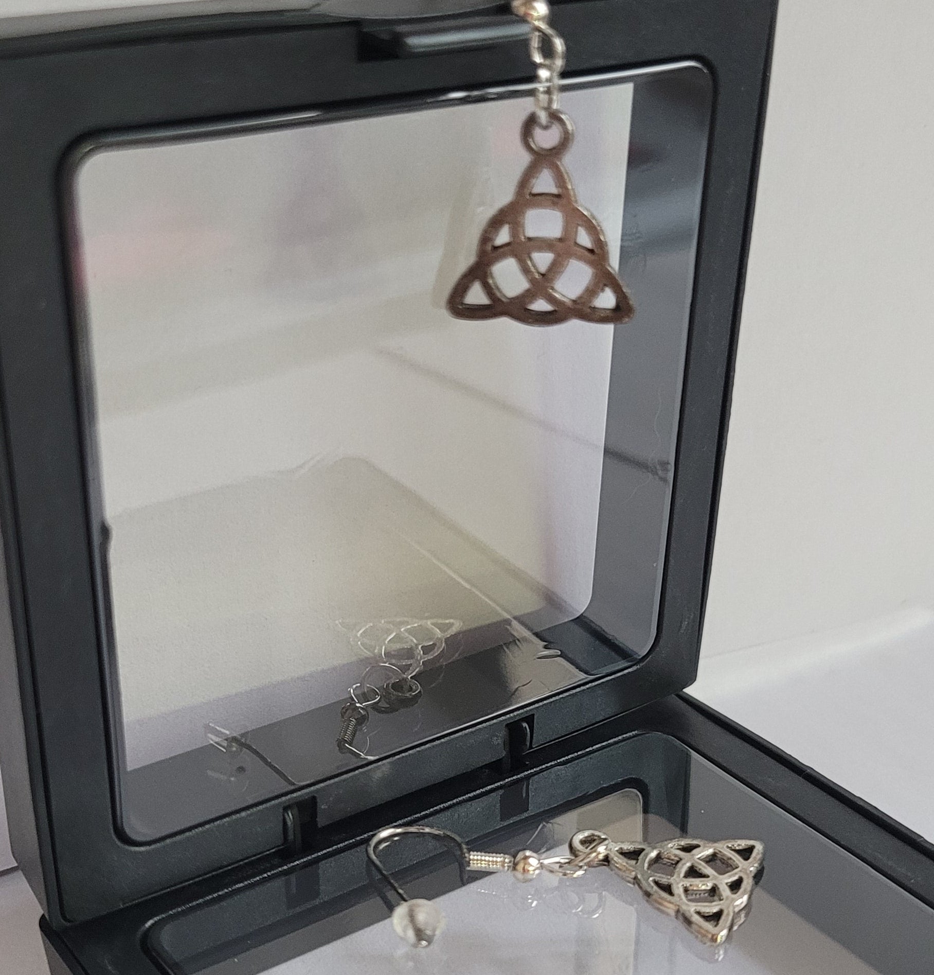 Parure modèle Celtique collier 50cm + boucles d'oreilles 4cm (Réf CEL8)