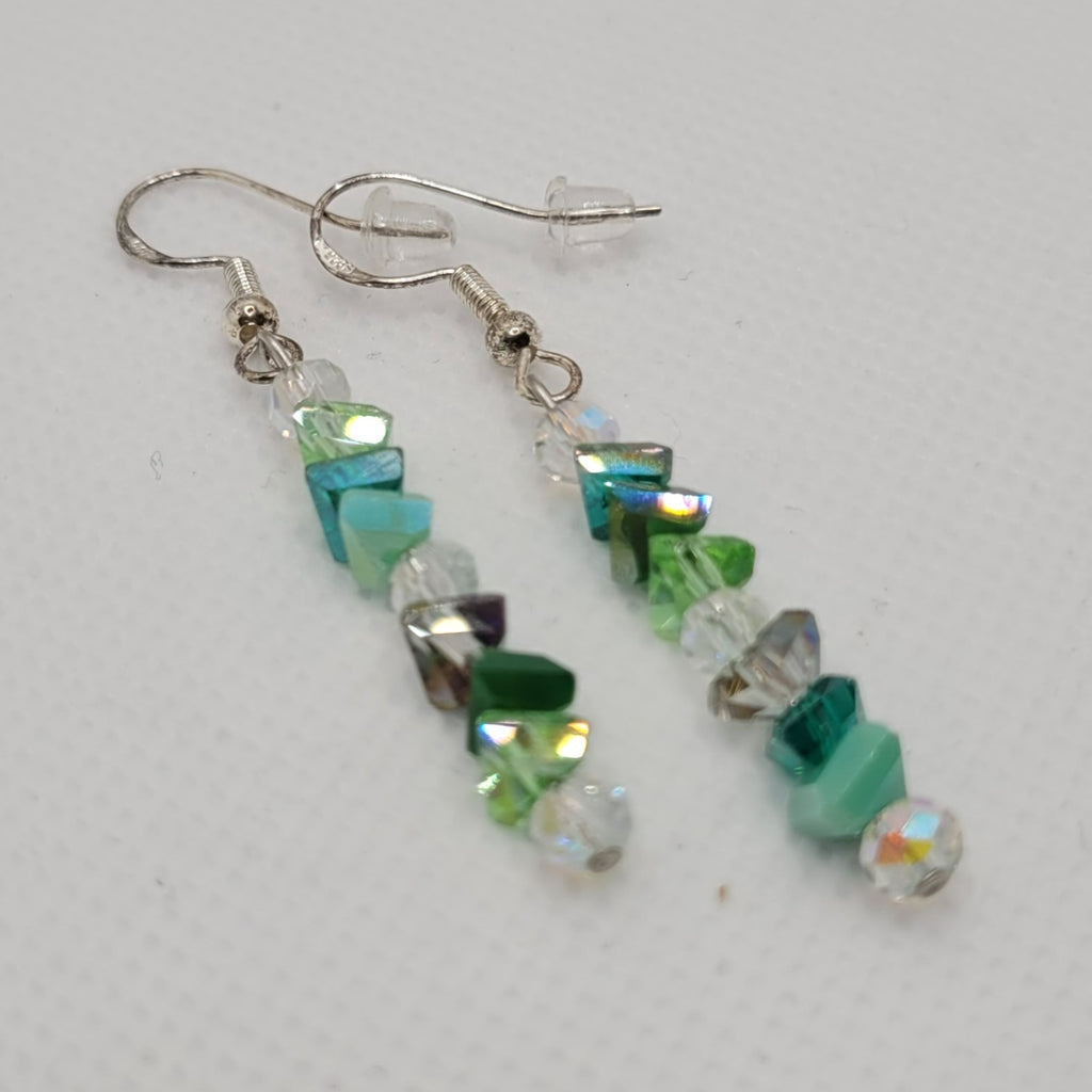 Boucles d'oreilles Triangle En Verre - Perles Vertes Irisées 6cm (Réf:TEV1)