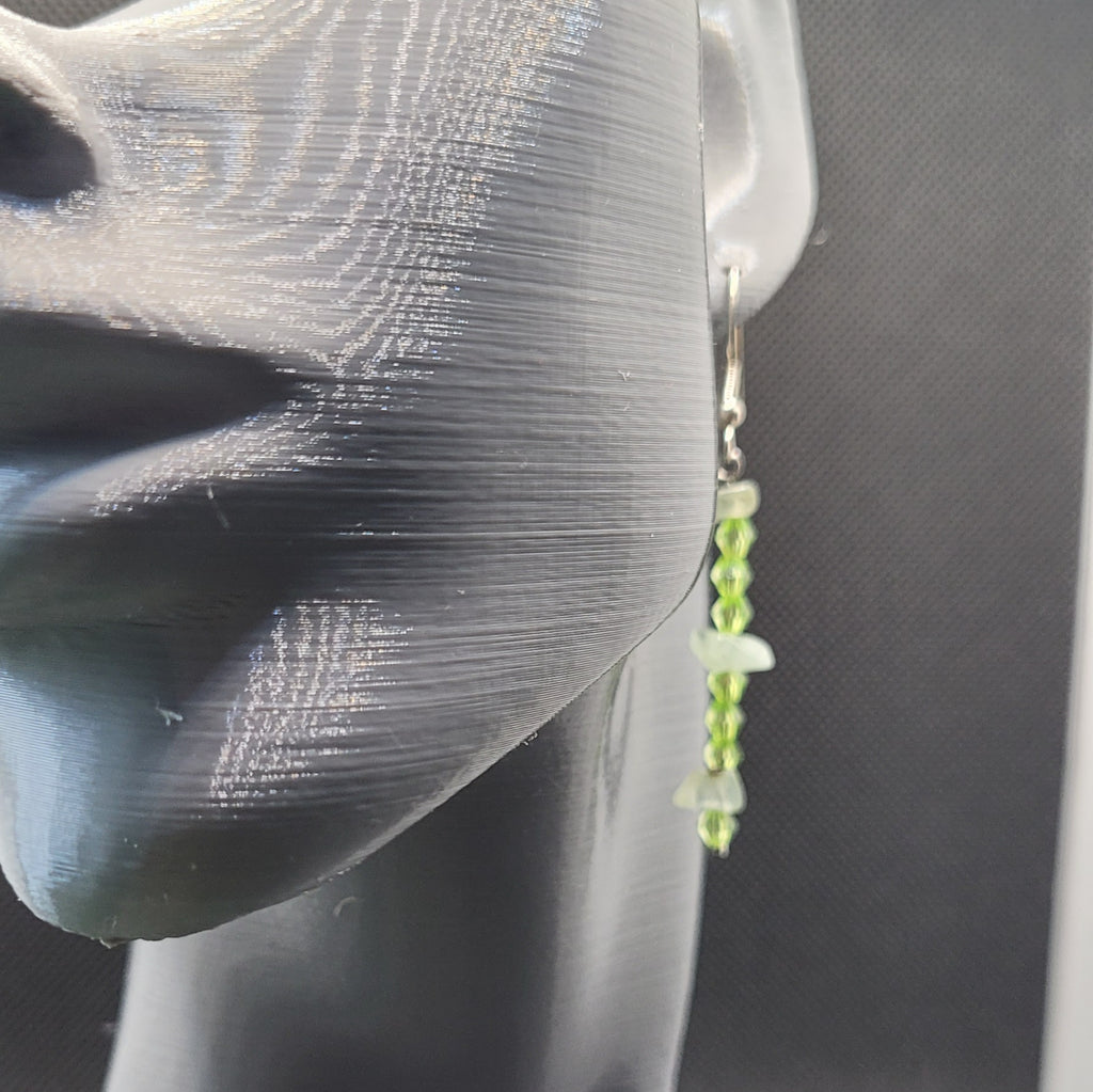 Boucles d'oreilles Prehnite Verte et Perles de Verre 6cm (Réf: AVN3)